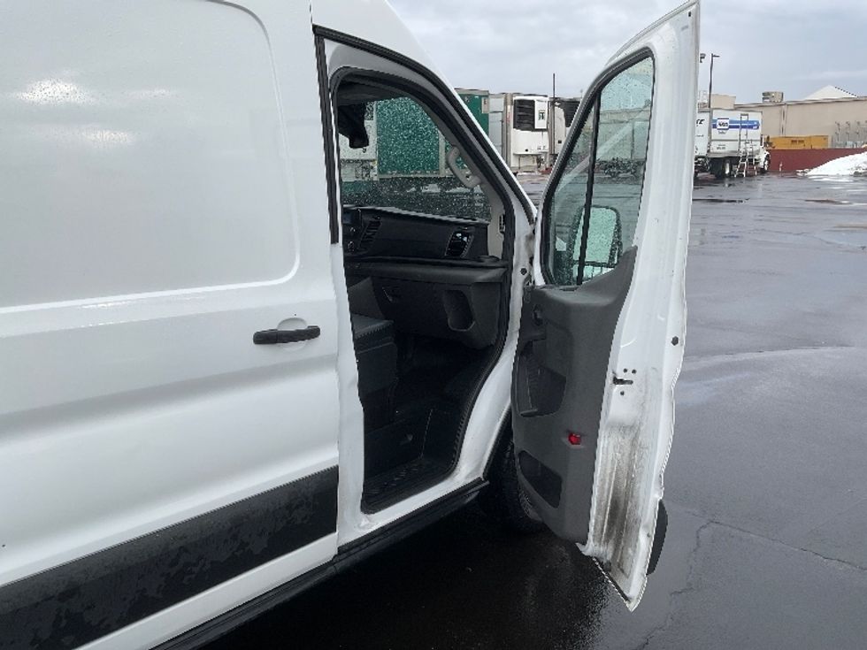 Cargo Van (Panel Van)-Light and Medium Duty Trucks-Ford-2020-Transit 350-Indianapolis-IN-97,807\n\t\tmiles-$ 33,750 - Image 18