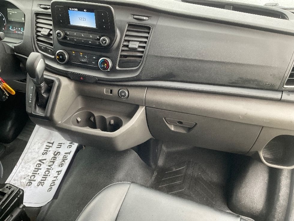 Cargo Van (Panel Van)-Light and Medium Duty Trucks-Ford-2020-Transit 350-Indianapolis-IN-97,807\n\t\tmiles-$ 33,750 - Image 19