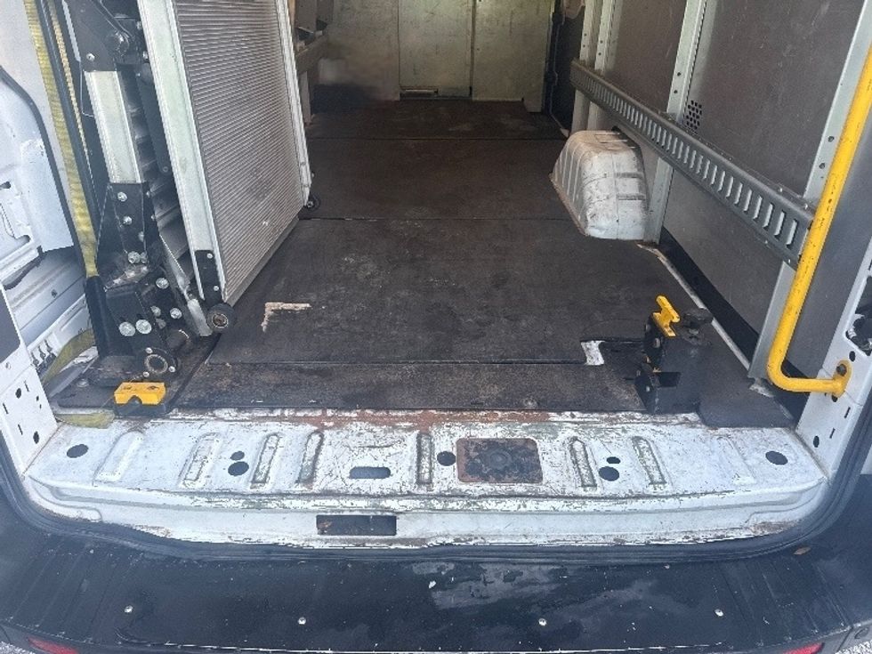 Cargo Van (Panel Van)-Light and Medium Duty Trucks-Ford-2020-Transit 350-Jacksonville-FL-52,632\n\t\tmiles-$ 40,000 - Image 10