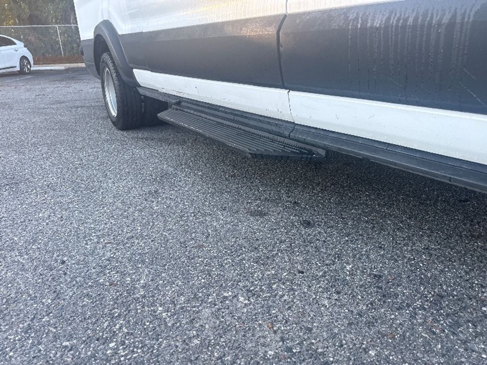 Cargo Van (Panel Van)-Light and Medium Duty Trucks-Ford-2020-Transit 350-Jacksonville-FL-52,632\n\t\tmiles-$ 40,000 - Image 14