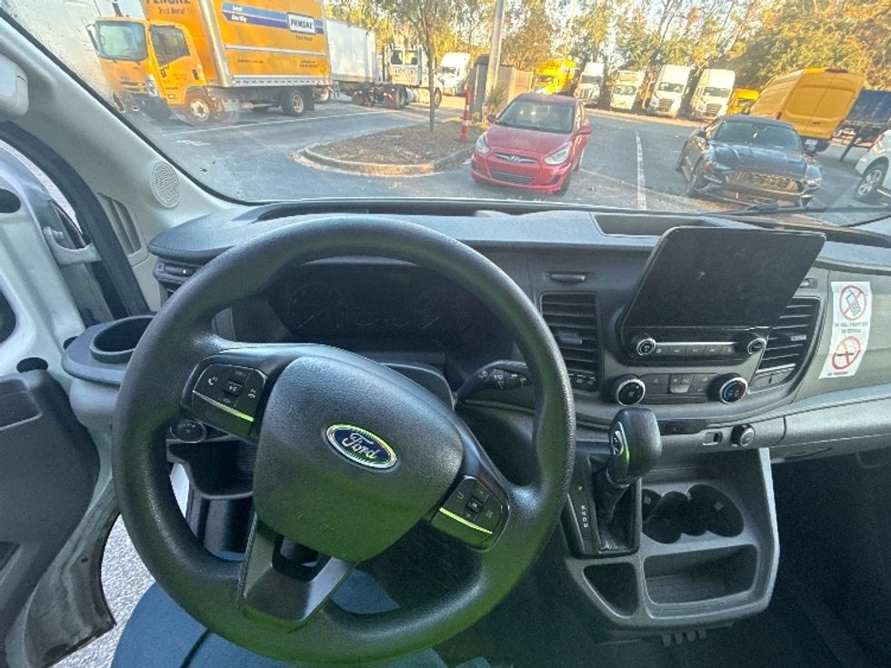 Cargo Van (Panel Van)-Light and Medium Duty Trucks-Ford-2020-Transit 350-Jacksonville-FL-52,632\n\t\tmiles-$ 40,000 - Image 18