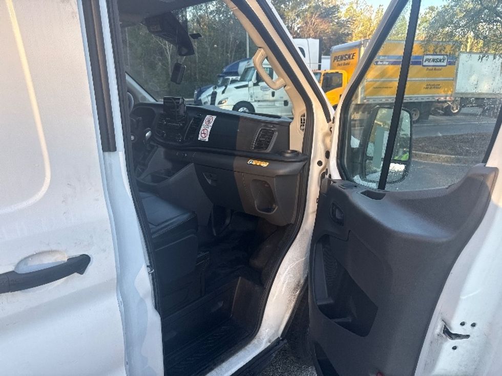 Cargo Van (Panel Van)-Light and Medium Duty Trucks-Ford-2020-Transit 350-Jacksonville-FL-52,632\n\t\tmiles-$ 40,000 - Image 20