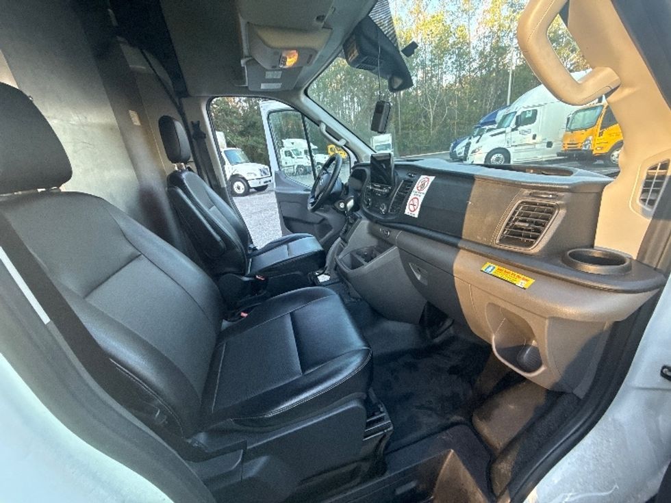 Cargo Van (Panel Van)-Light and Medium Duty Trucks-Ford-2020-Transit 350-Jacksonville-FL-52,632\n\t\tmiles-$ 40,000 - Image 22