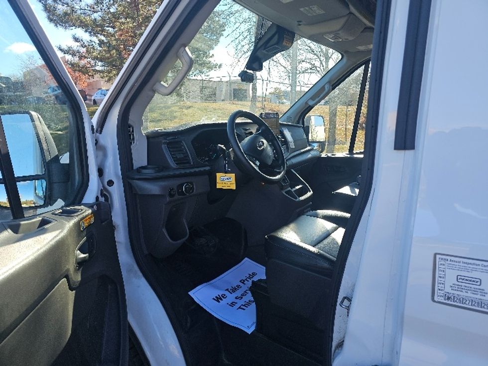 Cargo Van (Panel Van)-Light and Medium Duty Trucks-Ford-2020-Transit 350-Kansas City-MO-45,884\n\t\tmiles-$ 39,000 - Image 16