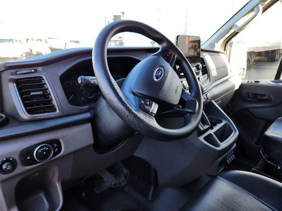 Cargo Van (Panel Van)-Light and Medium Duty Trucks-Ford-2020-Transit 350-Kent-WA-51,133\n\t\tmiles-$ 41,750 - Image 17