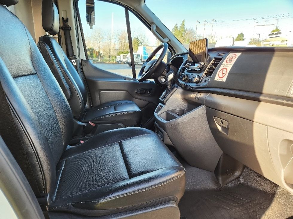 Cargo Van (Panel Van)-Light and Medium Duty Trucks-Ford-2020-Transit 350-Kent-WA-51,133\n\t\tmiles-$ 41,750 - Image 22