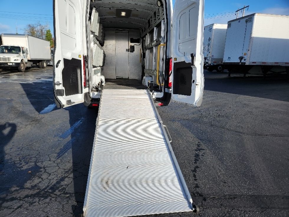 Cargo Van (Panel Van)-Light and Medium Duty Trucks-Ford-2020-Transit 350-Kent-WA-51,133\n\t\tmiles-$ 41,750 - Image 9