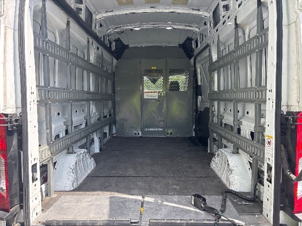 Cargo Van (Panel Van)-Light and Medium Duty Trucks-Ford-2020-Transit 350-Ladson-SC-91,533\n\t\tmiles-$ 34,750 - Image 11