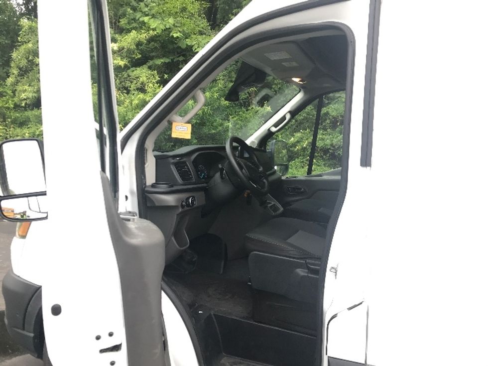 Cargo Van (Panel Van)-Light and Medium Duty Trucks-Ford-2020-Transit 350-Ladson-SC-91,533\n\t\tmiles-$ 34,750 - Image 14