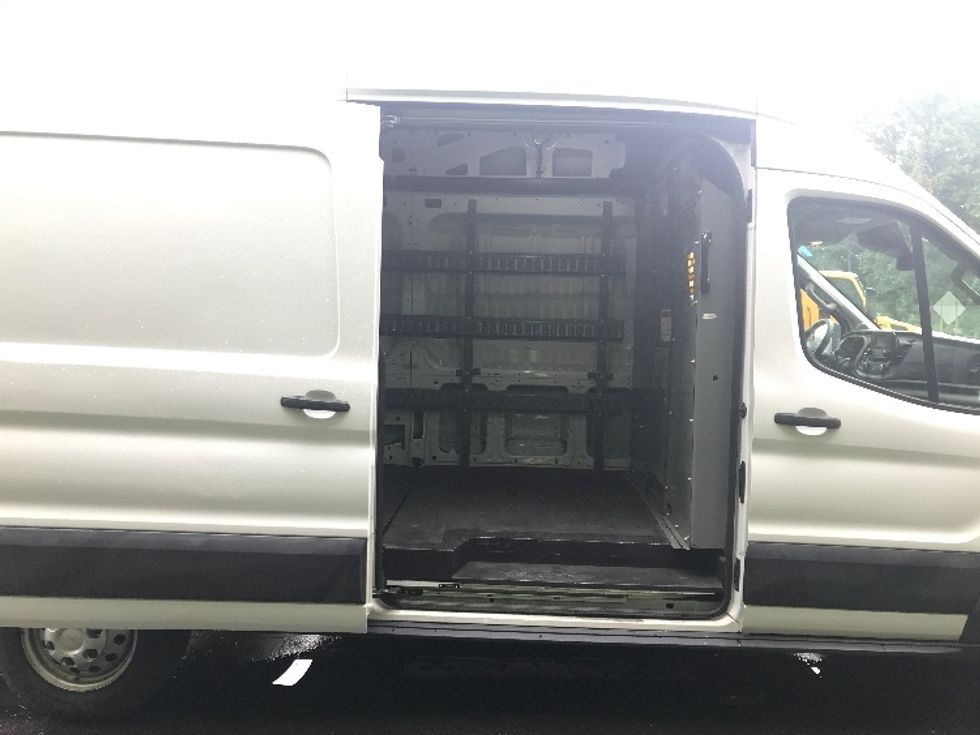Cargo Van (Panel Van)-Light and Medium Duty Trucks-Ford-2020-Transit 350-Ladson-SC-91,533\n\t\tmiles-$ 34,750 - Image 23