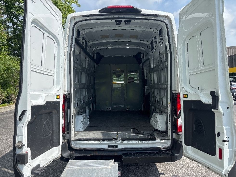 Cargo Van (Panel Van)-Light and Medium Duty Trucks-Ford-2020-Transit 350-Ladson-SC-91,533\n\t\tmiles-$ 34,750 - Image 7