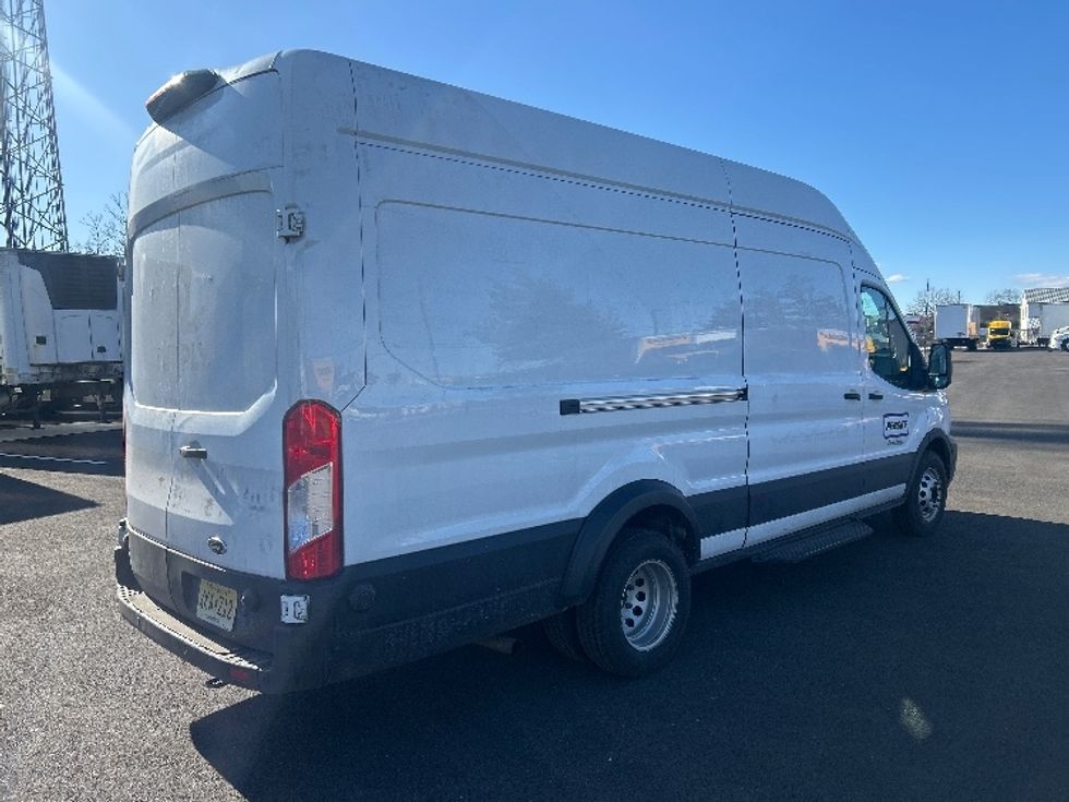 Cargo Van (Panel Van)-Light and Medium Duty Trucks-Ford-2020-Transit 350-Linden-NJ-36,023\n\t\tmiles-$ 40,250 - Image 13