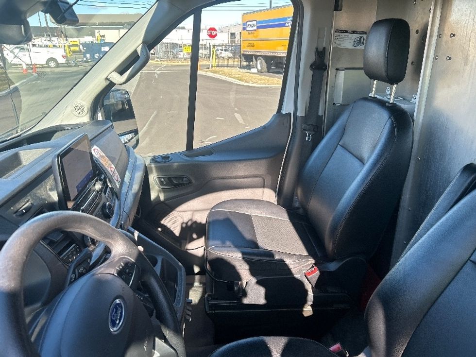 Cargo Van (Panel Van)-Light and Medium Duty Trucks-Ford-2020-Transit 350-Linden-NJ-36,023\n\t\tmiles-$ 40,250 - Image 19