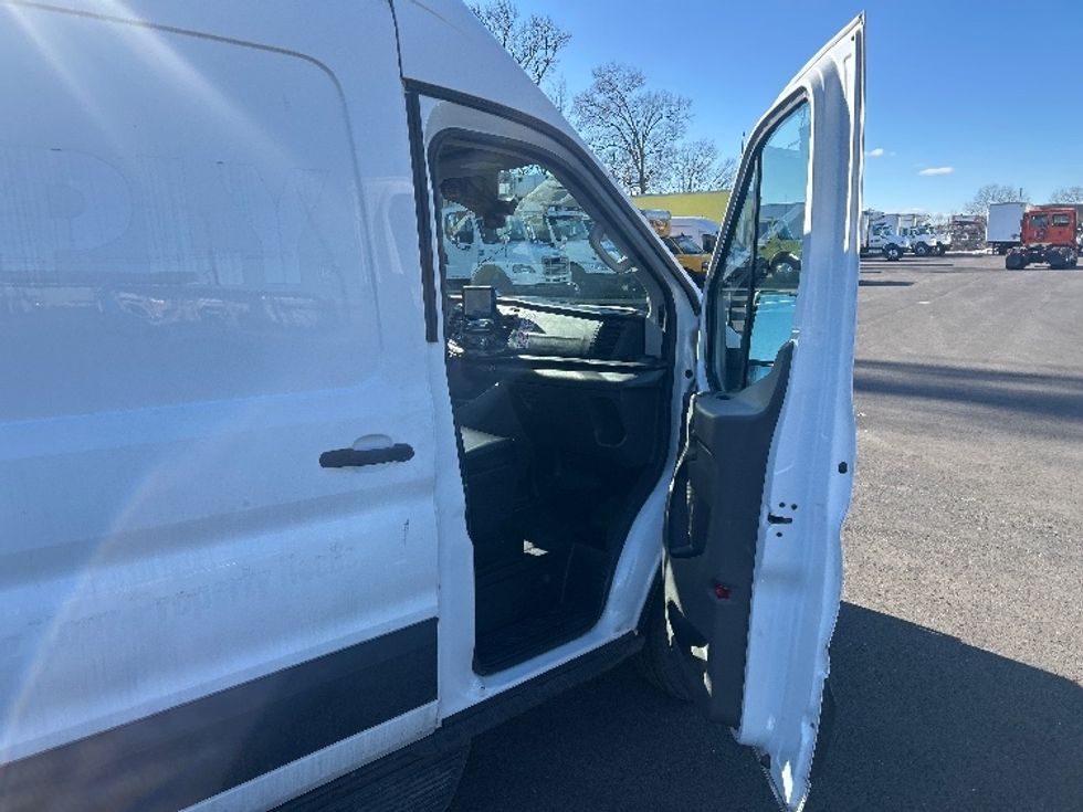Cargo Van (Panel Van)-Light and Medium Duty Trucks-Ford-2020-Transit 350-Linden-NJ-36,023\n\t\tmiles-$ 40,250 - Image 20