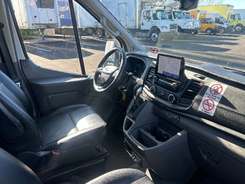 Cargo Van (Panel Van)-Light and Medium Duty Trucks-Ford-2020-Transit 350-Linden-NJ-36,023\n\t\tmiles-$ 40,250 - Image 22