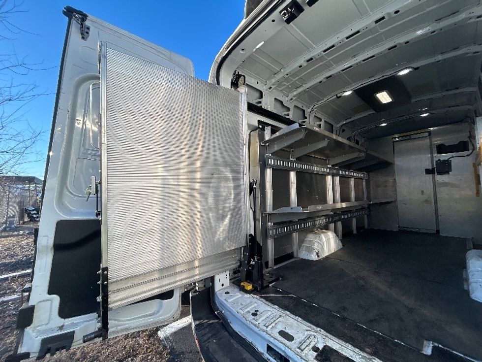 Cargo Van (Panel Van)-Light and Medium Duty Trucks-Ford-2020-Transit 350-Linden-NJ-36,023\n\t\tmiles-$ 40,250 - Image 9