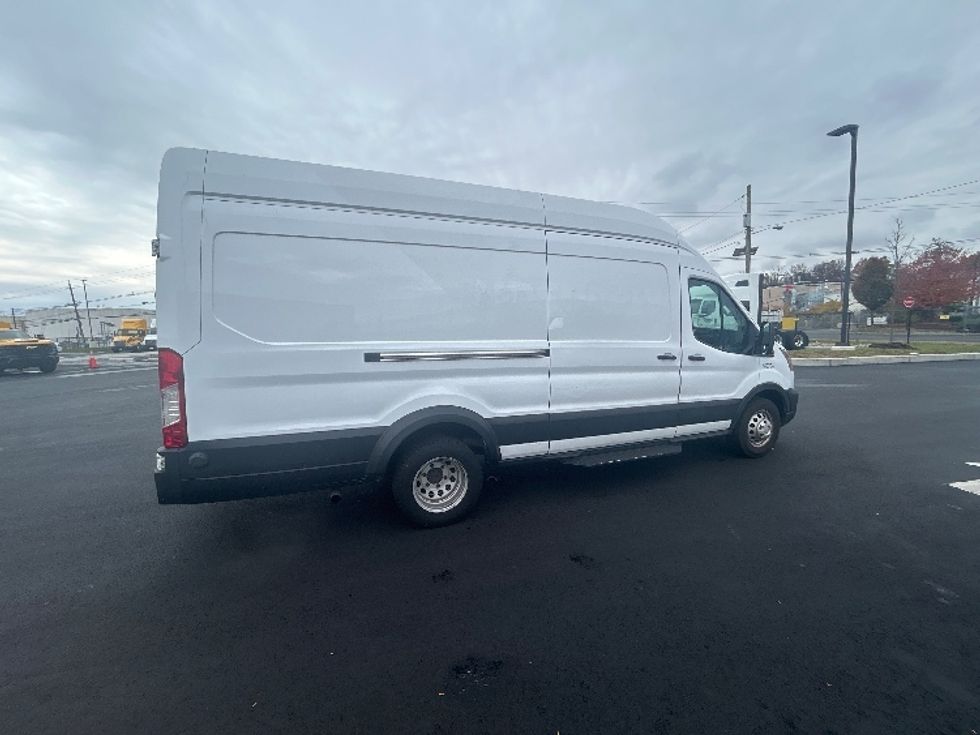 Cargo Van (Panel Van)-Light and Medium Duty Trucks-Ford-2020-Transit 350-Linden-NJ-38,050\n\t\tmiles-$ 40,500 - Image 14