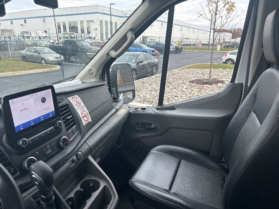 Cargo Van (Panel Van)-Light and Medium Duty Trucks-Ford-2020-Transit 350-Linden-NJ-38,050\n\t\tmiles-$ 40,500 - Image 19