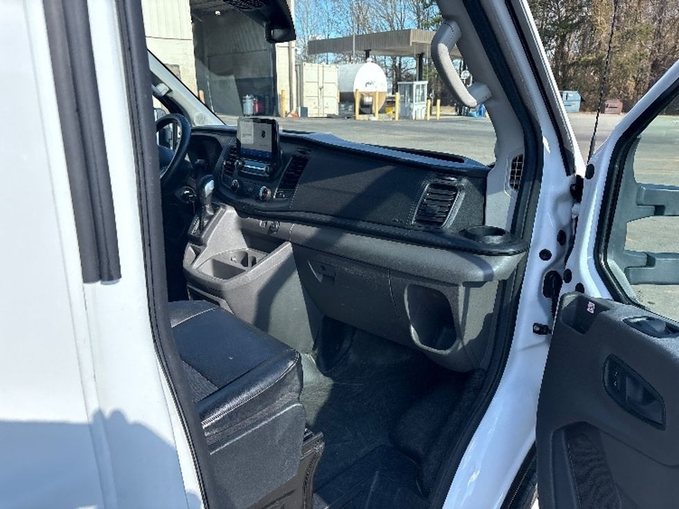Cargo Van (Panel Van)-Light and Medium Duty Trucks-Ford-2020-Transit 350-Mebane-NC-169,884\n\t\tmiles-$ 23,500 - Image 19