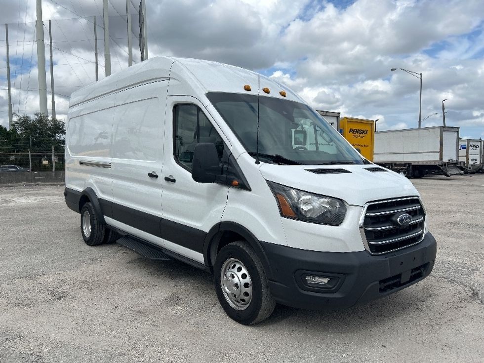 Cargo Van (Panel Van)-Light and Medium Duty Trucks-Ford-2020-Transit 350-Medley-FL-32,013\n\t\tmiles-$ 40,250 - Image 1