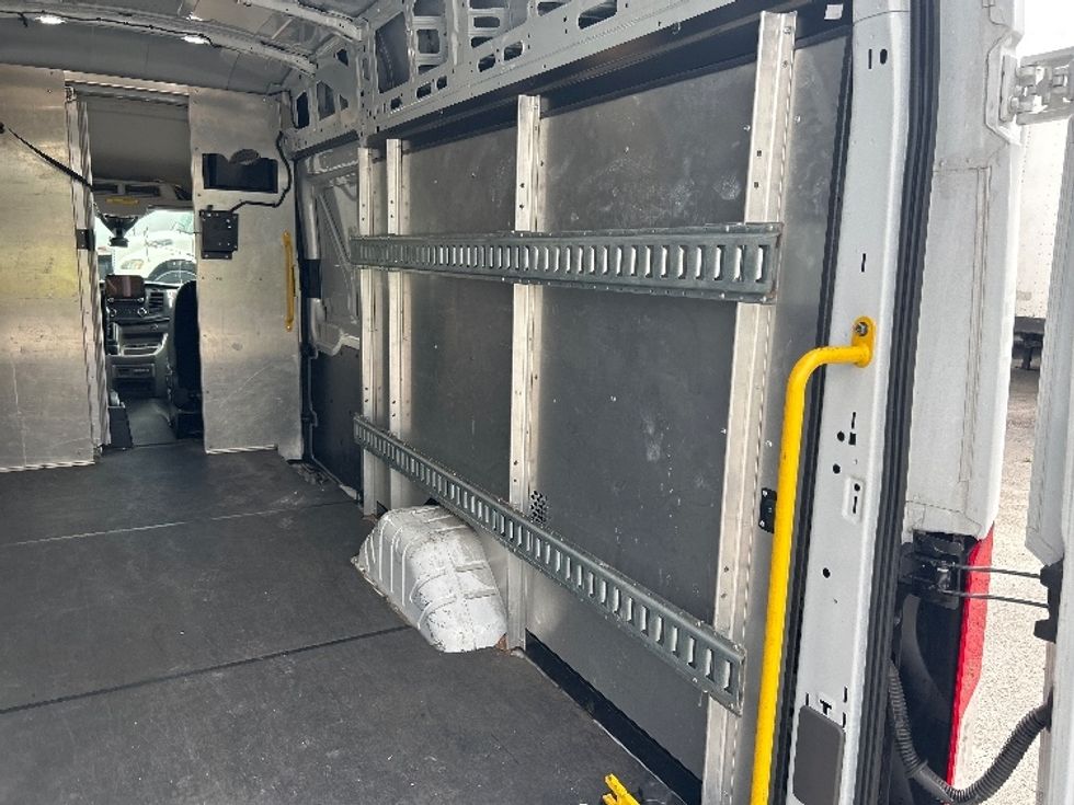 Cargo Van (Panel Van)-Light and Medium Duty Trucks-Ford-2020-Transit 350-Medley-FL-32,013\n\t\tmiles-$ 40,250 - Image 11