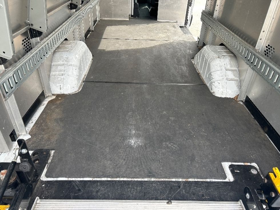 Cargo Van (Panel Van)-Light and Medium Duty Trucks-Ford-2020-Transit 350-Medley-FL-32,013\n\t\tmiles-$ 40,250 - Image 9