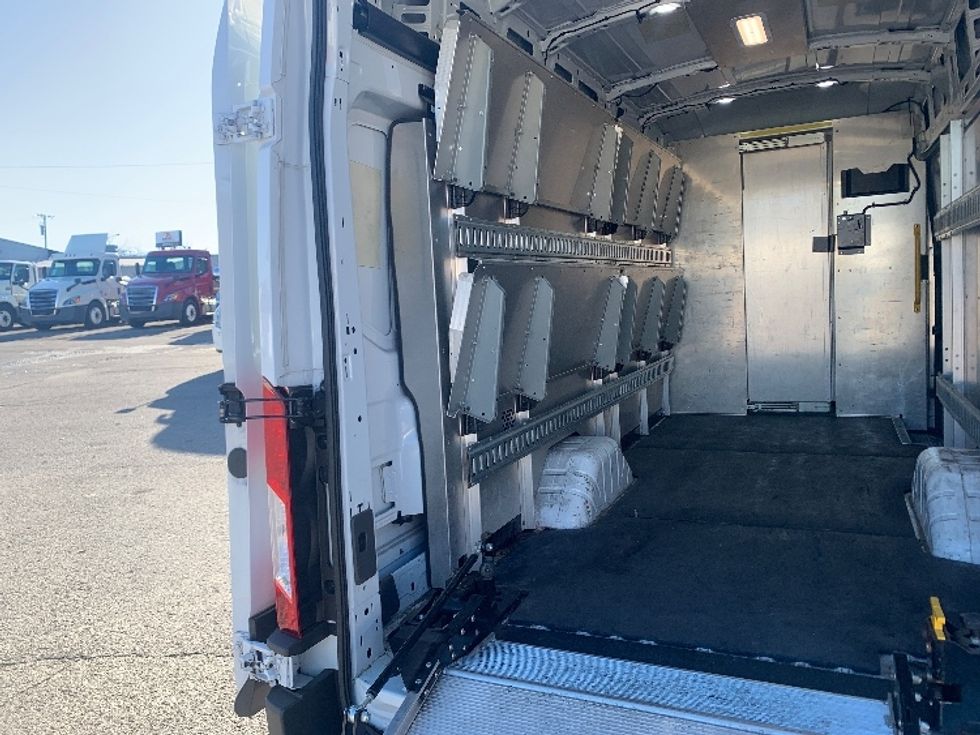 Cargo Van (Panel Van)-Light and Medium Duty Trucks-Ford-2020-Transit 350-Nashville (Mount Juliet)-TN-36,021\n\t\tmiles-$ 42,000 - Image 11