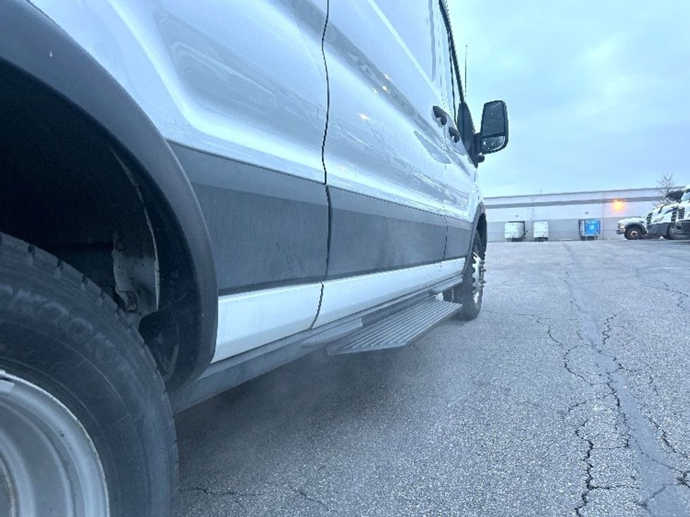 Cargo Van (Panel Van)-Light and Medium Duty Trucks-Ford-2020-Transit 350-Obetz-OH-28,392\n\t\tmiles-$ 40,500 - Image 14