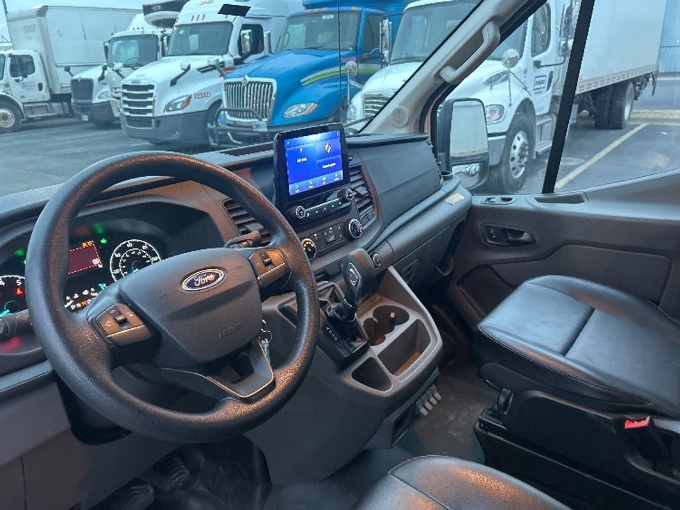 Cargo Van (Panel Van)-Light and Medium Duty Trucks-Ford-2020-Transit 350-Obetz-OH-28,392\n\t\tmiles-$ 40,500 - Image 17