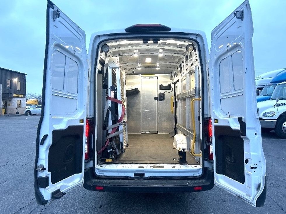 Cargo Van (Panel Van)-Light and Medium Duty Trucks-Ford-2020-Transit 350-Obetz-OH-28,392\n\t\tmiles-$ 40,500 - Image 8