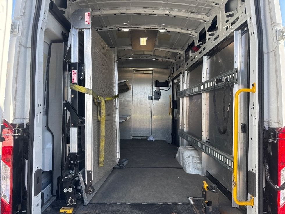 Cargo Van (Panel Van)-Light and Medium Duty Trucks-Ford-2020-Transit 350-Omaha-NE-39,521\n\t\tmiles-$ 39,750 - Image 8