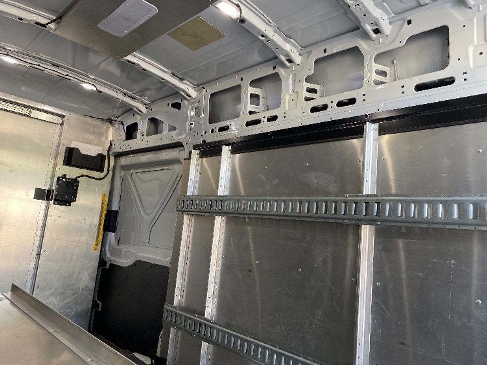 Cargo Van (Panel Van)-Light and Medium Duty Trucks-Ford-2020-Transit 350-Pensacola-FL-62,305\n\t\tmiles-$ 39,500 - Image 11