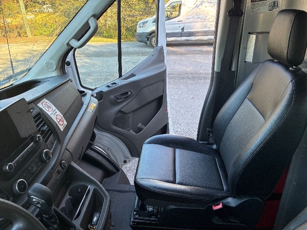 Cargo Van (Panel Van)-Light and Medium Duty Trucks-Ford-2020-Transit 350-Pensacola-FL-62,305\n\t\tmiles-$ 39,500 - Image 17