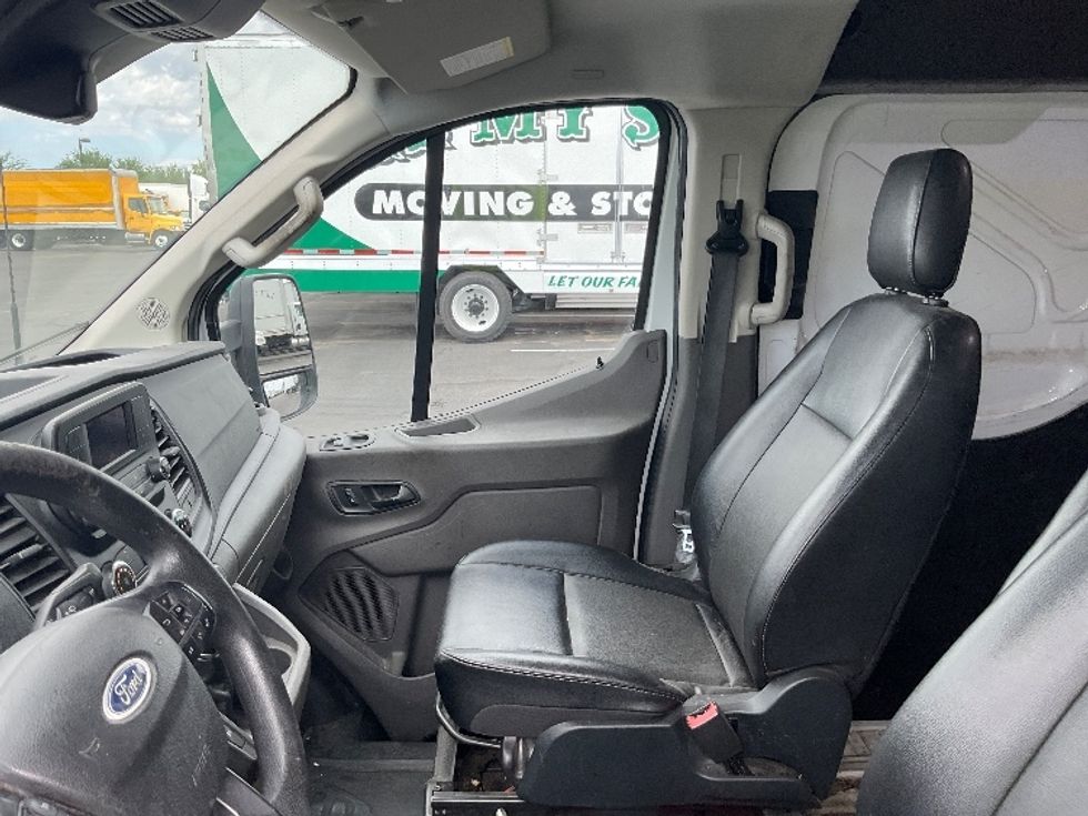 Cargo Van (Panel Van)-Light and Medium Duty Trucks-Ford-2020-Transit 350-Phoenix-AZ-53,859\n\t\tmiles-$ 31,250 - Image 19