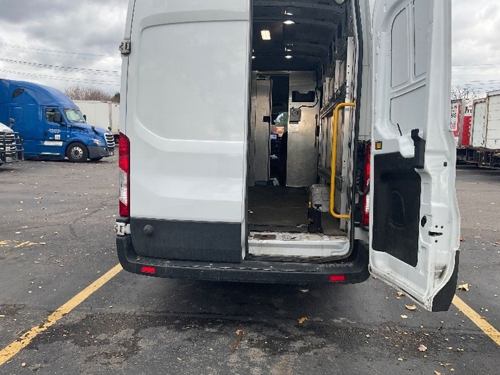 Cargo Van (Panel Van)-Light and Medium Duty Trucks-Ford-2020-Transit 350-Plymouth-MI-31,019\n\t\tmiles-$ 43,500 - Image 9