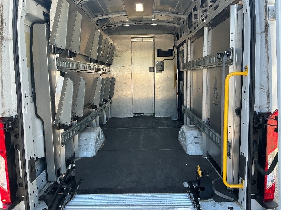 Cargo Van (Panel Van)-Light and Medium Duty Trucks-Ford-2020-Transit 350-Prince George-VA-72,162\n\t\tmiles-$ 38,000 - Image 8