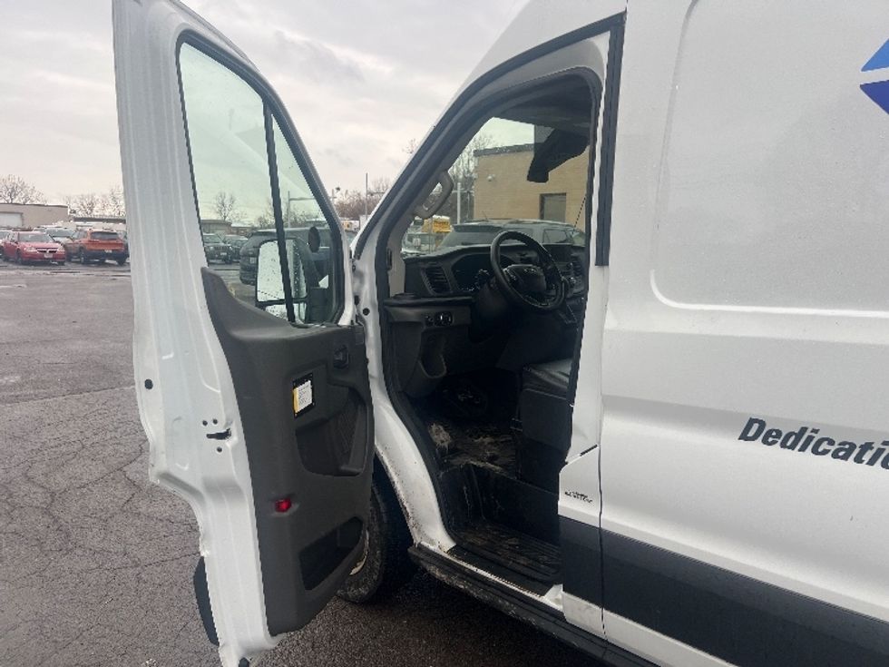 Cargo Van (Panel Van)-Light and Medium Duty Trucks-Ford-2020-Transit 350-Rochester-NY-110,497\n\t\tmiles-$ 32,250 - Image 16