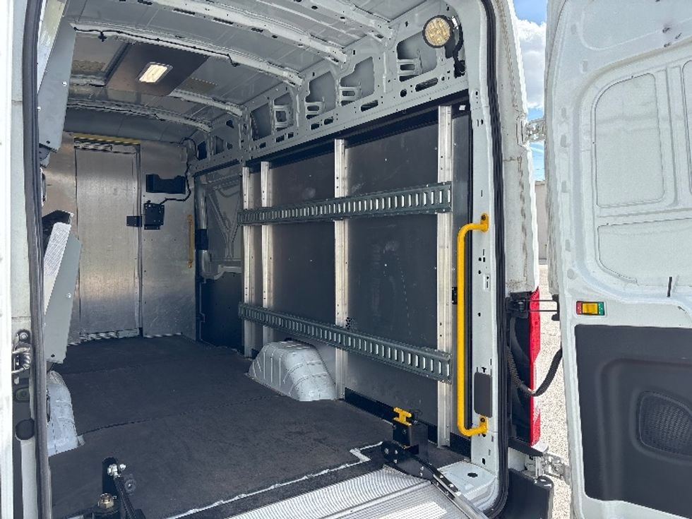 Cargo Van (Panel Van)-Light and Medium Duty Trucks-Ford-2020-Transit 350-Tampa-FL-31,432\n\t\tmiles-$ 42,000 - Image 12