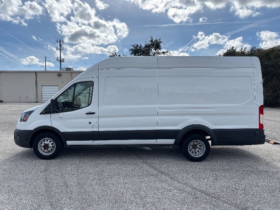 Cargo Van (Panel Van)-Light and Medium Duty Trucks-Ford-2020-Transit 350-Tampa-FL-31,432\n\t\tmiles-$ 42,000 - Image 4