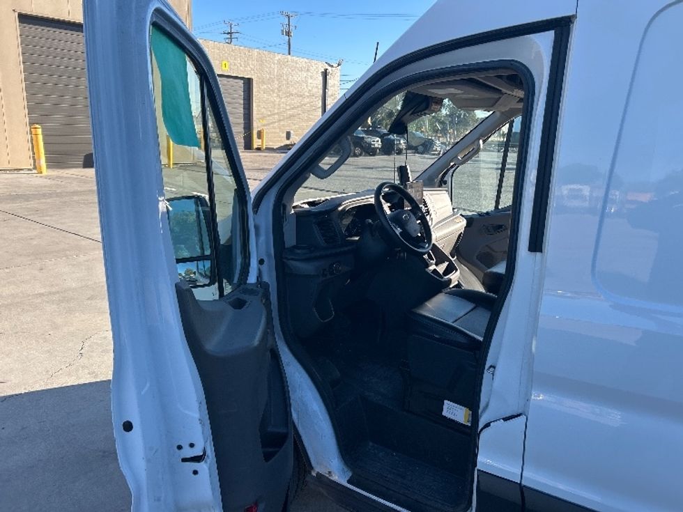 Cargo Van (Panel Van)-Light and Medium Duty Trucks-Ford-2020-Transit 350-Torrance-CA-54,808\n\t\tmiles-$ 37,750 - Image 20