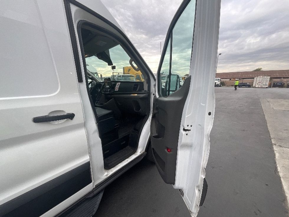 Cargo Van (Panel Van)-Light and Medium Duty Trucks-Ford-2020-Transit 350-Torrance-CA-63,345\n\t\tmiles-$ 37,500 - Image 20