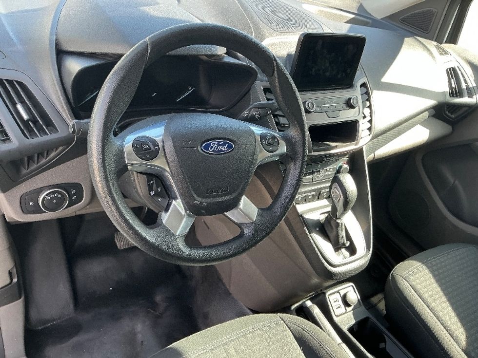 Cargo Van (Panel Van)-Light and Medium Duty Trucks-Ford-2020-TRANXLT-Calgary-AB-81,642\n\t\tkm-$ 32,250 - Image 17