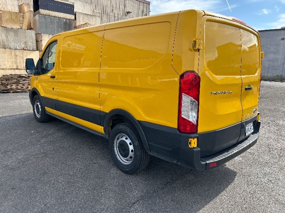Cargo Van (Panel Van)-Light and Medium Duty Trucks-Ford-2021-Transit 150-Fontana-CA-105,147\n\t\tmiles-$ 21,000 - Image 5