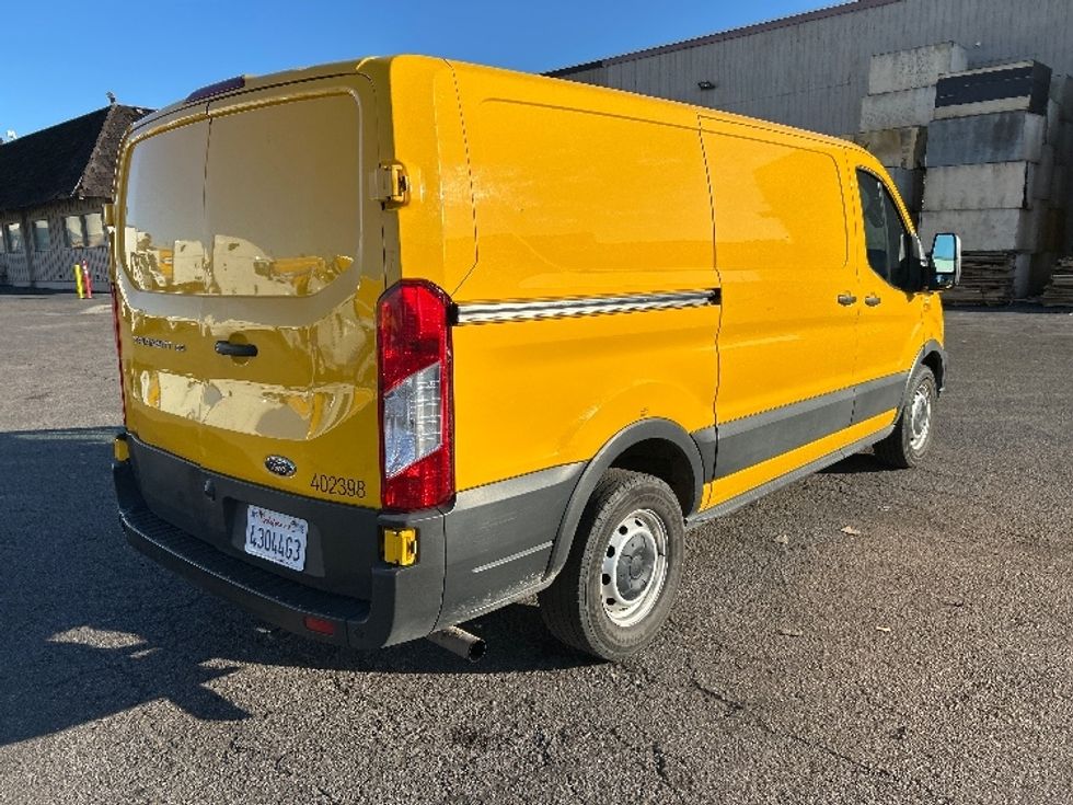 Cargo Van (Panel Van)-Light and Medium Duty Trucks-Ford-2021-Transit 150-Fontana-CA-150,474\n\t\tmiles-$ 15,500 - Image 11