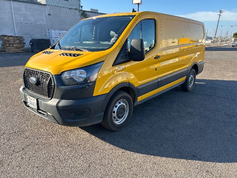 Cargo Van (Panel Van)-Light and Medium Duty Trucks-Ford-2021-Transit 150-Fontana-CA-150,474\n\t\tmiles-$ 15,500 - Image 3