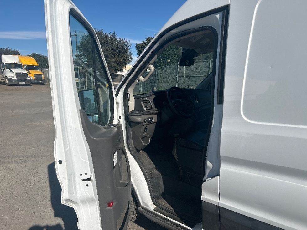 Cargo Van (Panel Van)-Light and Medium Duty Trucks-Ford-2021-Transit 150-Fontana-CA-53,376\n\t\tmiles-$ 32,500 - Image 16