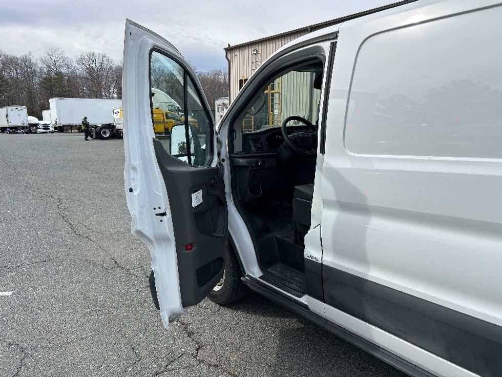 Cargo Van (Panel Van)-Light and Medium Duty Trucks-Ford-2021-Transit 150-Fredericksburg-VA-82,928\n\t\tmiles-$ 27,250 - Image 16