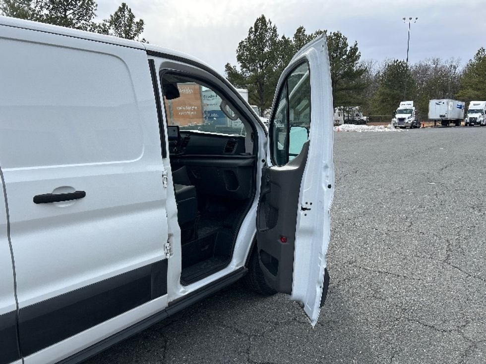 Cargo Van (Panel Van)-Light and Medium Duty Trucks-Ford-2021-Transit 150-Fredericksburg-VA-82,928\n\t\tmiles-$ 27,250 - Image 20