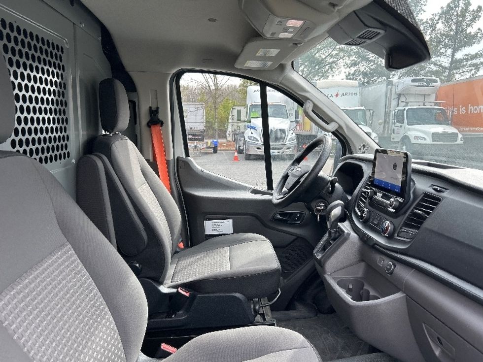 Cargo Van (Panel Van)-Light and Medium Duty Trucks-Ford-2021-Transit 150-Fredericksburg-VA-82,928\n\t\tmiles-$ 27,250 - Image 22