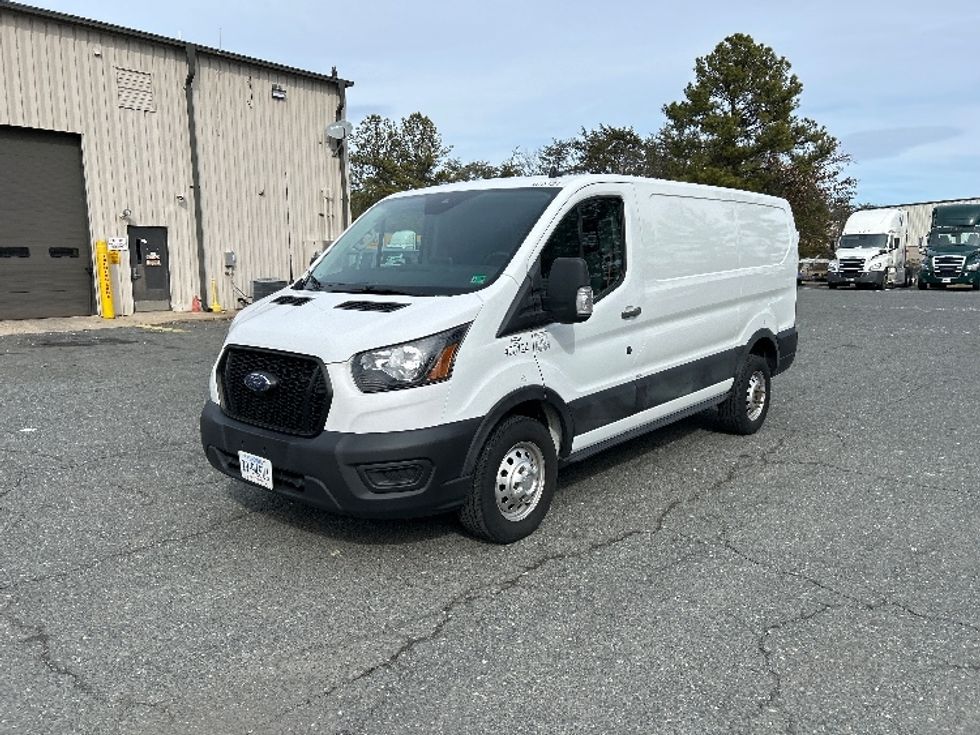 Cargo Van (Panel Van)-Light and Medium Duty Trucks-Ford-2021-Transit 150-Fredericksburg-VA-82,928\n\t\tmiles-$ 27,250 - Image 3